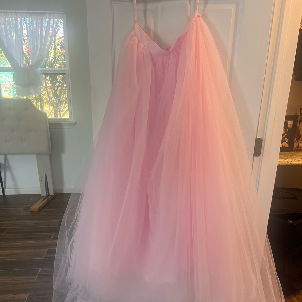 Pink tulle skirt with train